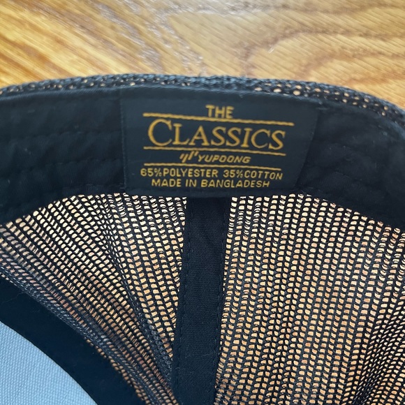 Yellowstone Hats Trucker Black and Blue Set with Yellow Stitching, one size - Picture 5 of 8